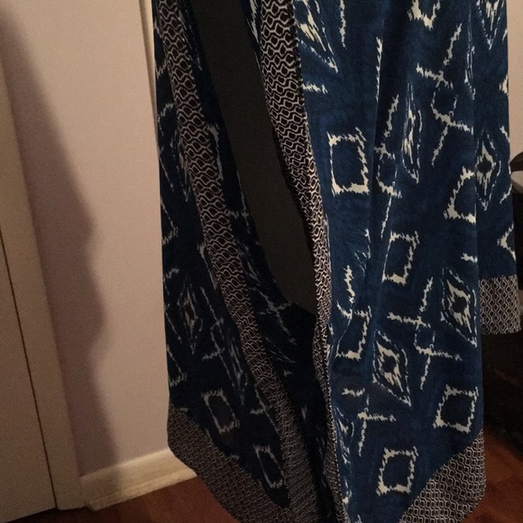 Soft flowing top by Lane Bryant sz 26/28 close out sale 🎉 - Picture 4 of 8